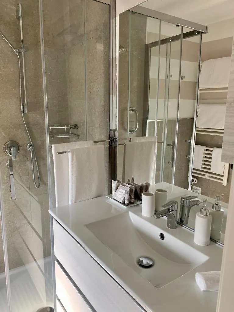 Relais Torre Dei Torti - Luxury Bed&Breakfast Cava Manara 0*,  Italie