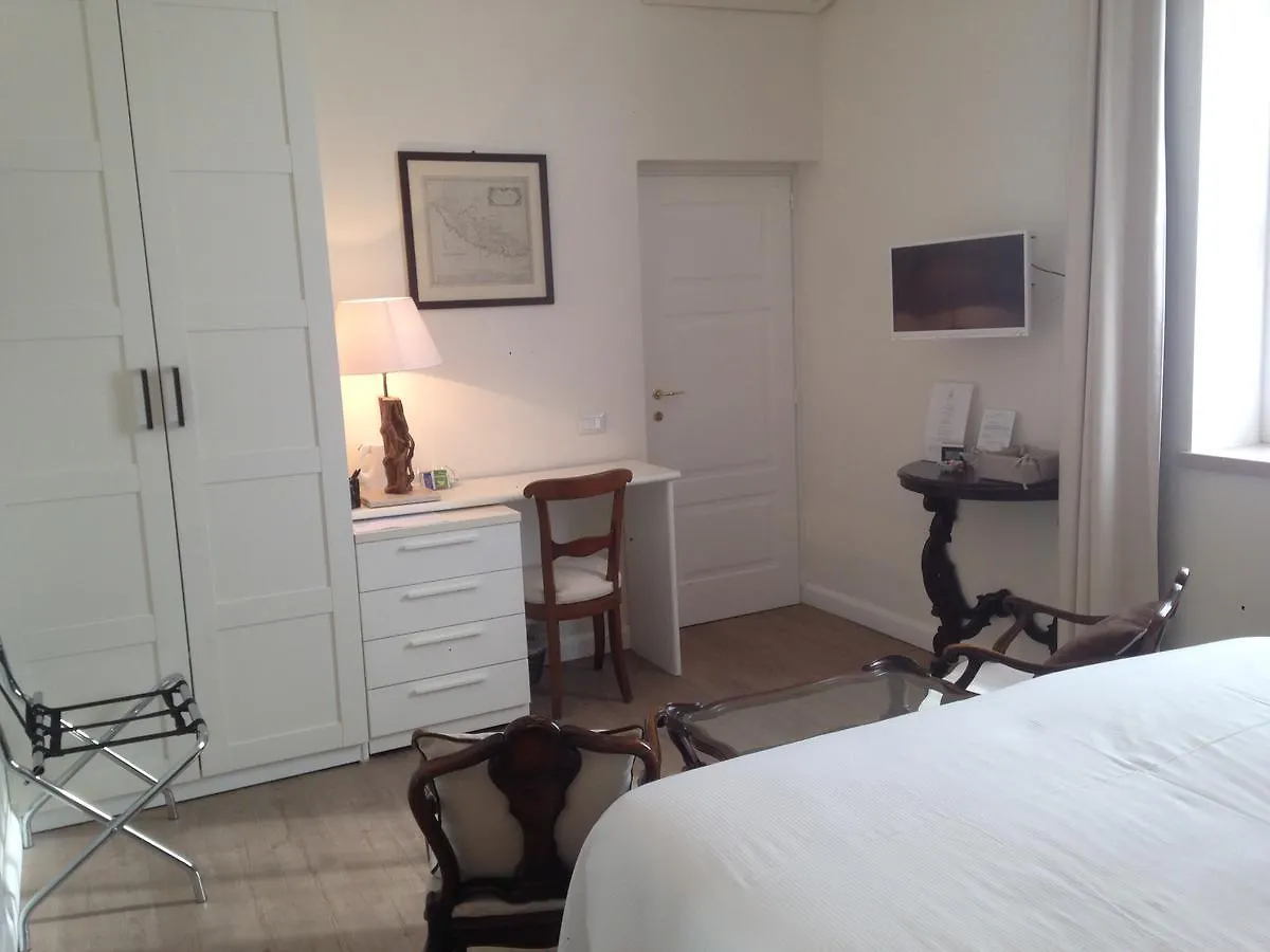 Couette-café Relais Torre Dei Torti - Luxury Bed&Breakfast Cava Manara