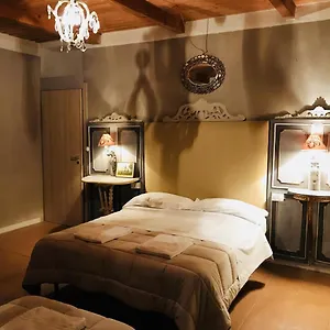 Cascina La Castagnara Oriolo (Lombardy)